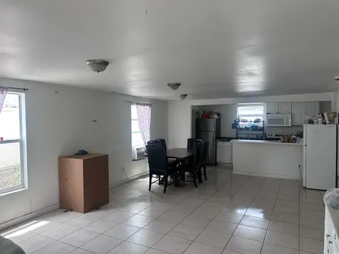 637 46th Street West Palm Beach FL 33407