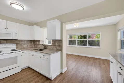 1333 W 31st Street Riviera Beach FL 33404