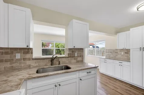 1333 W 31st Street Riviera Beach FL 33404