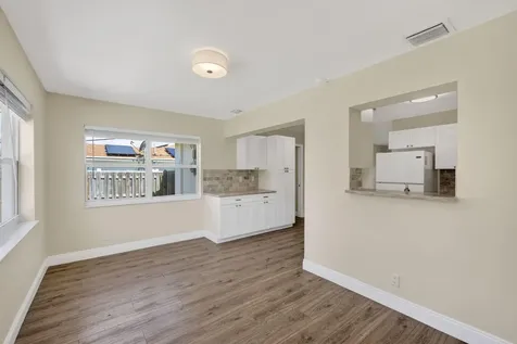 1333 W 31st Street Riviera Beach FL 33404