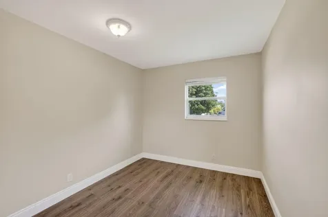 1333 W 31st Street Riviera Beach FL 33404