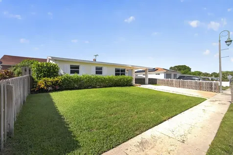 1333 W 31st Street Riviera Beach FL 33404