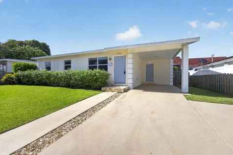1333 W 31st Street Riviera Beach FL 33404