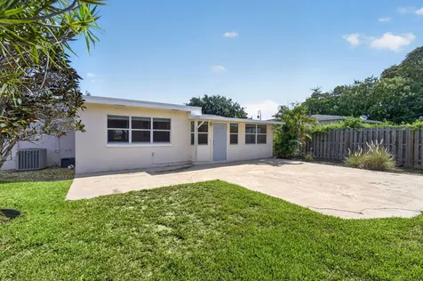 1333 W 31st Street Riviera Beach FL 33404
