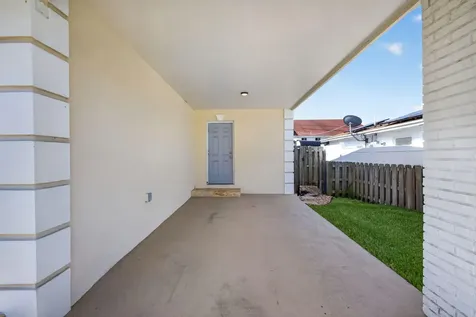 1333 W 31st Street Riviera Beach FL 33404