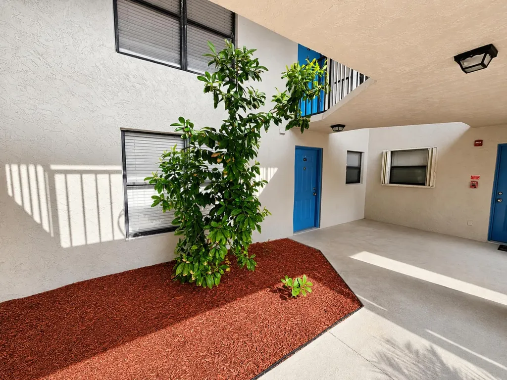 1461 Windorah Way West Palm Beach FL 33411