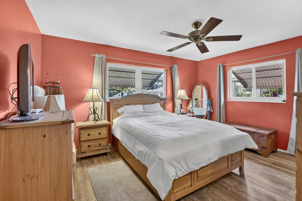 220 NW 48th Street Oakland Park FL 33309