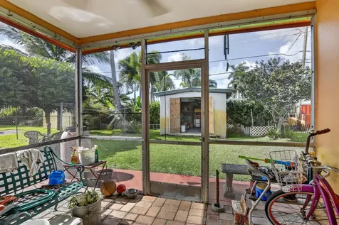 220 NW 48th Street Oakland Park FL 33309