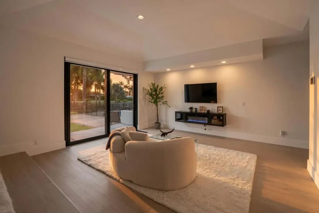 21312 Greenwood Court Boca Raton FL 33433