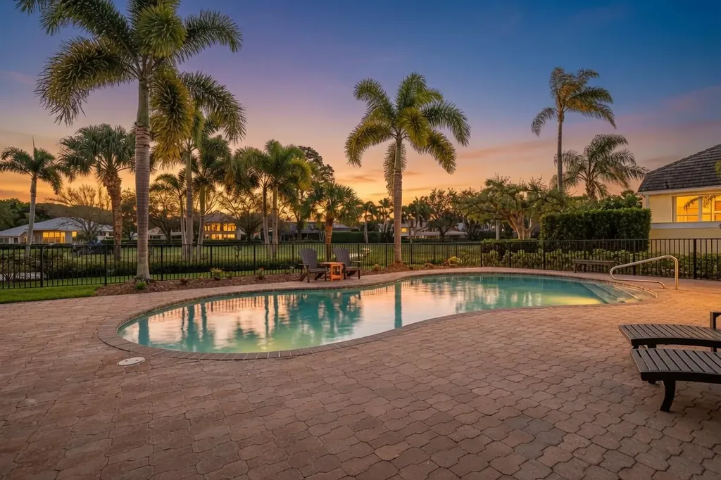 21312 Greenwood Court Boca Raton FL 33433