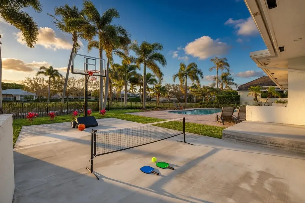 21312 Greenwood Court Boca Raton FL 33433