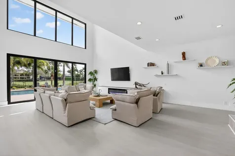 21312 Greenwood Court Boca Raton FL 33433