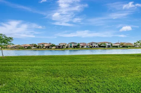 8212 Grand Prix Lane Boynton Beach FL 33472