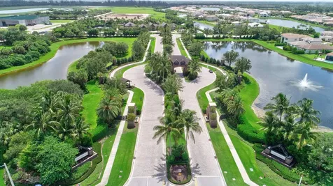 8212 Grand Prix Lane Boynton Beach FL 33472