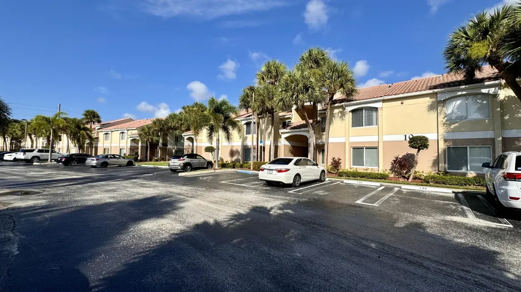 815 W Boynton Beach Boulevard Boynton Beach FL 33426