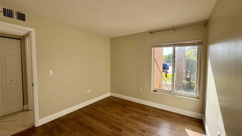 815 W Boynton Beach Boulevard Boynton Beach FL 33426