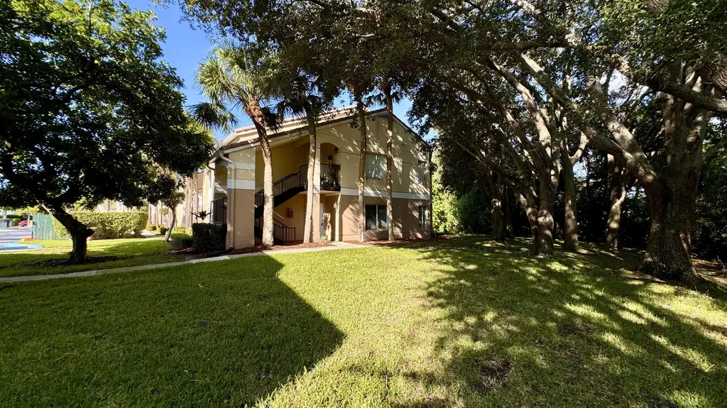 815 W Boynton Beach Boulevard Boynton Beach FL 33426