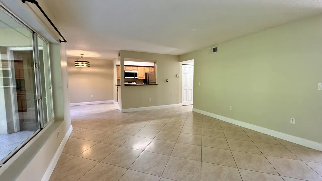 815 W Boynton Beach Boulevard Boynton Beach FL 33426