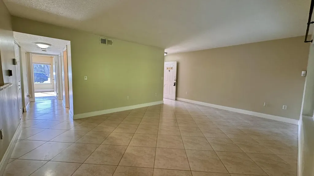 815 W Boynton Beach Boulevard Boynton Beach FL 33426