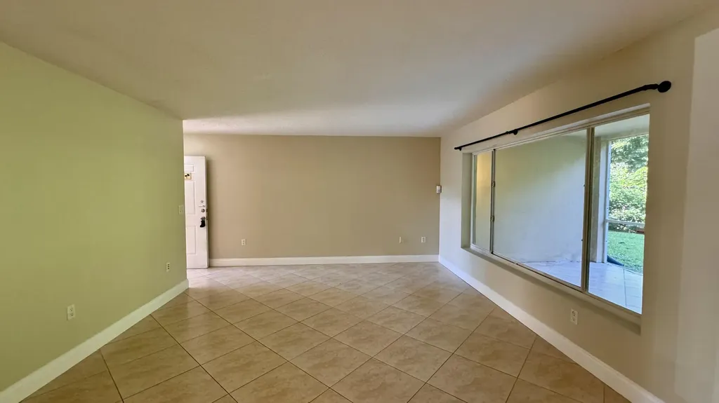 815 W Boynton Beach Boulevard Boynton Beach FL 33426