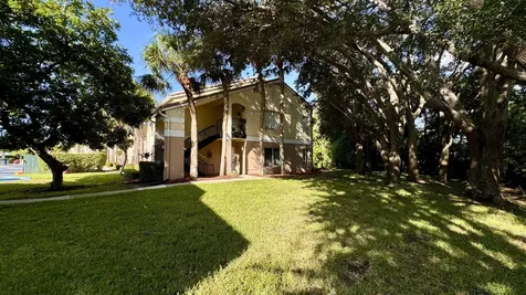 815 W Boynton Beach Boulevard Boynton Beach FL 33426