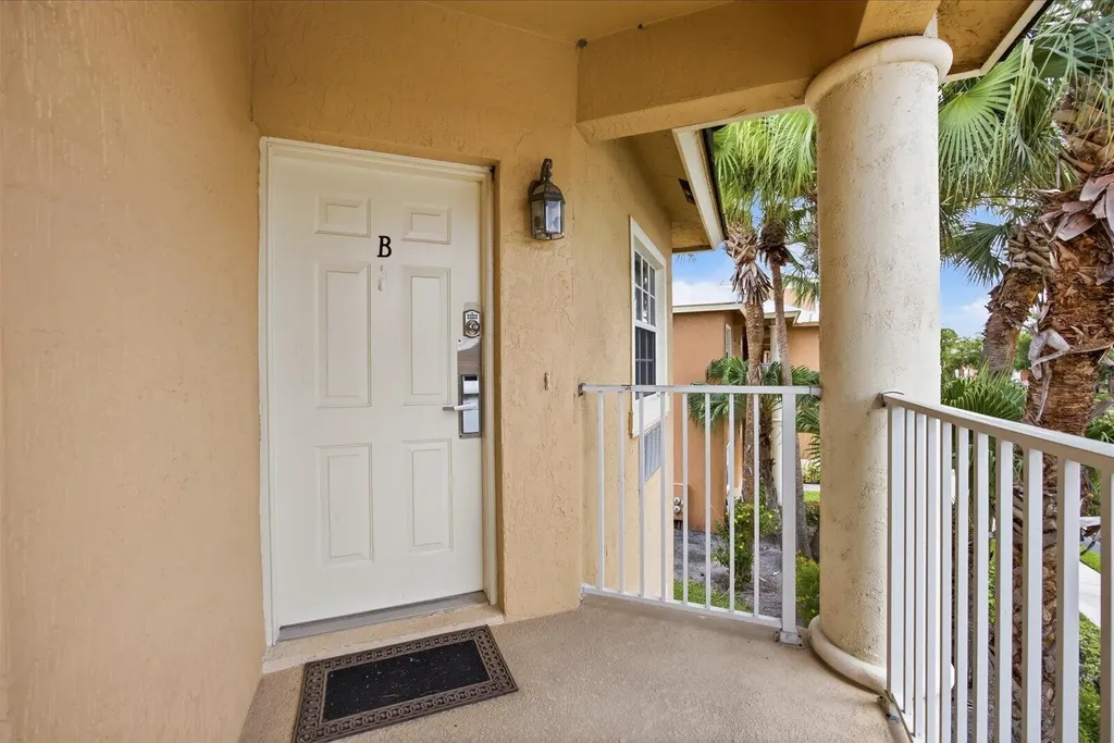 8340 Mulligan Circle Port St Lucie FL 34986