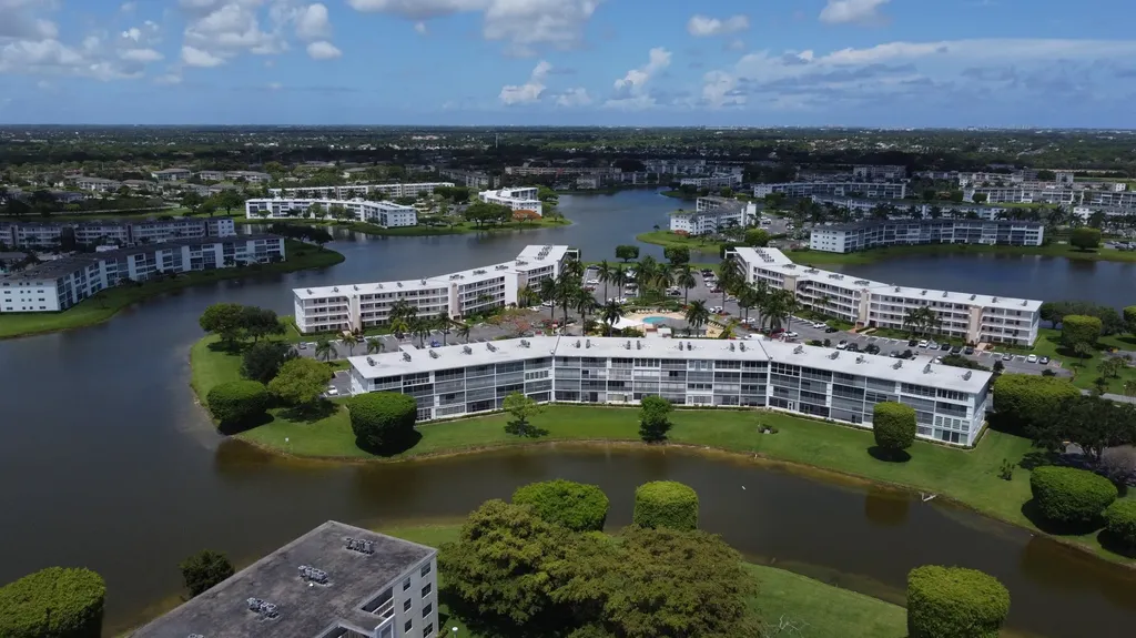 4007 Cornwall A Boca Raton FL 33434