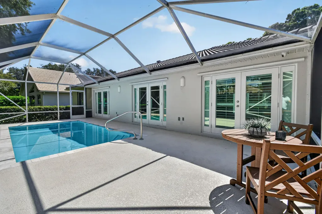 252 Coconut Point Jupiter FL 33458