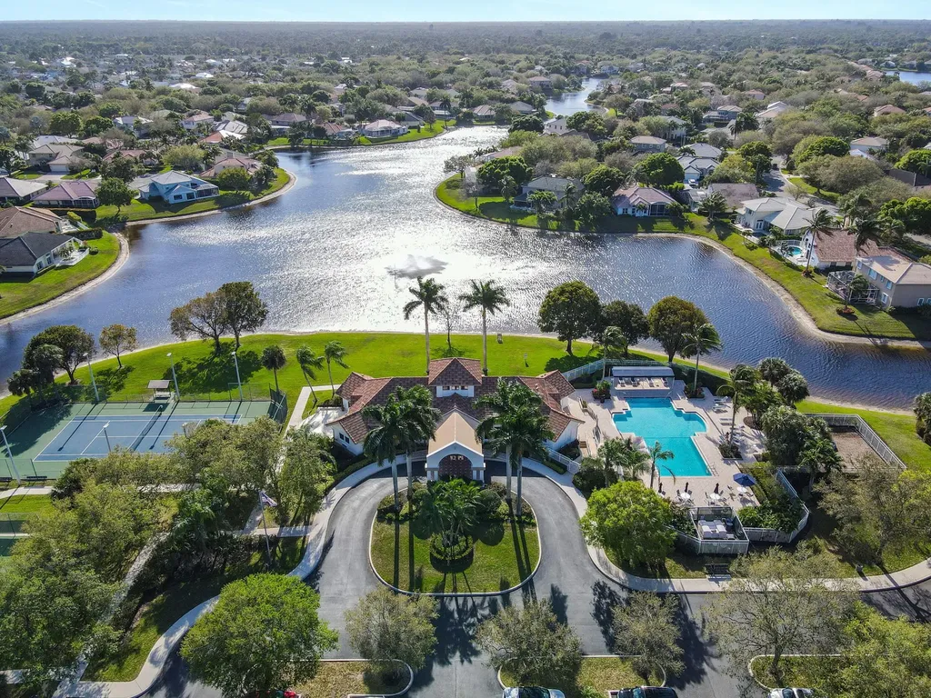 252 Coconut Point Jupiter FL 33458