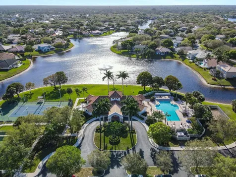 252 Coconut Point Jupiter FL 33458