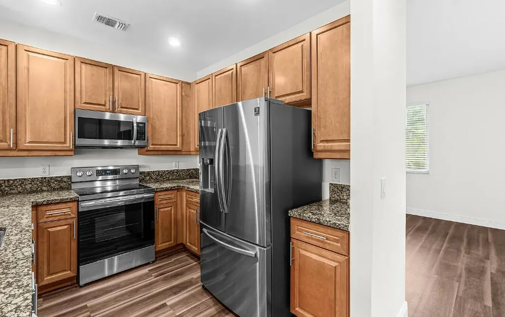 536 N West 39th Circle Boca Raton FL 33431