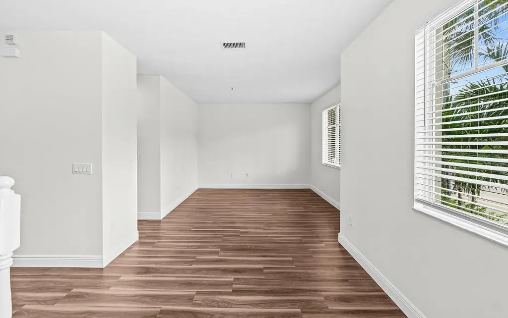 536 N West 39th Circle Boca Raton FL 33431