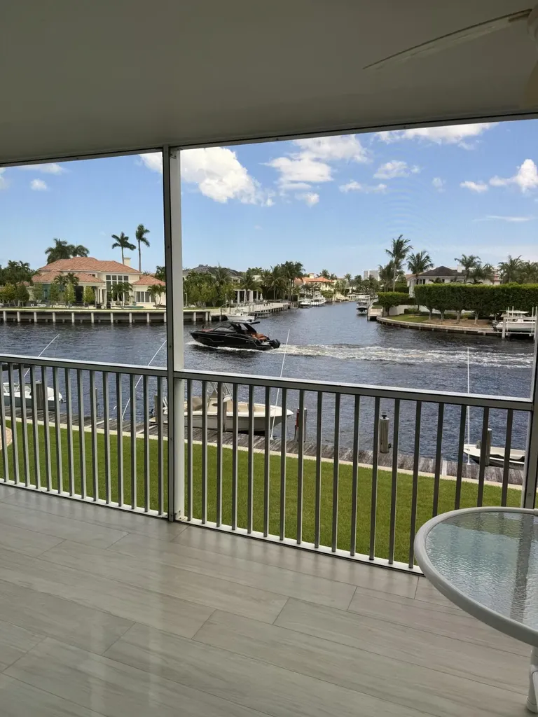 390 N Federal Highway Deerfield Beach FL 33441