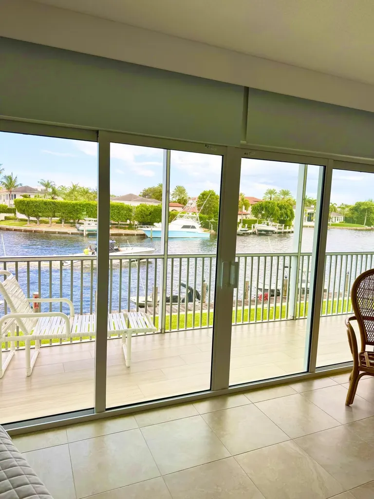 390 N Federal Highway Deerfield Beach FL 33441