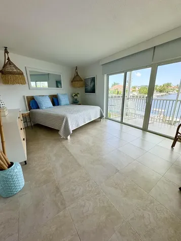 390 N Federal Highway Deerfield Beach FL 33441