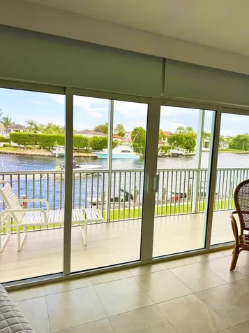 390 N Federal Highway Deerfield Beach FL 33441