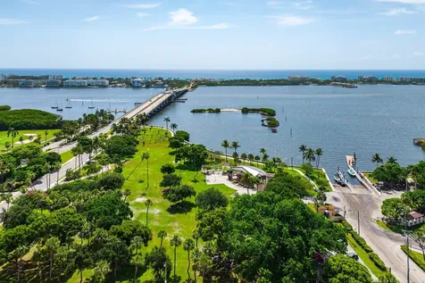 15 S Golfview Road Lake Worth FL 33460