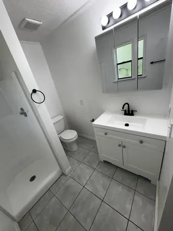 1464 W 32nd Street Riviera Beach FL 33404