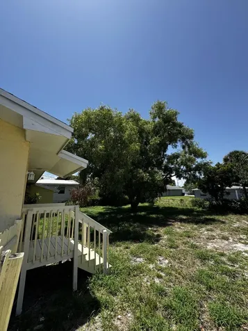 1464 W 32nd Street Riviera Beach FL 33404