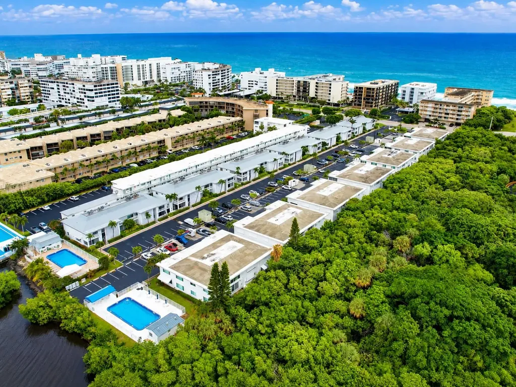 4501 S Ocean Boulevard South Palm Beach FL 33480