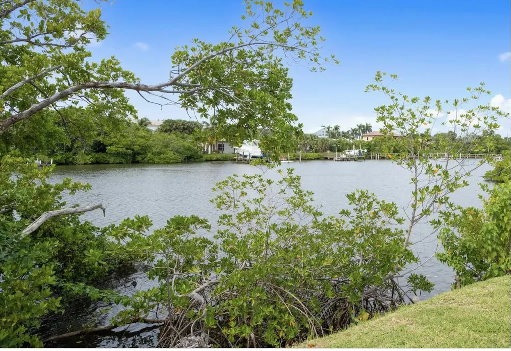 4501 S Ocean Boulevard South Palm Beach FL 33480