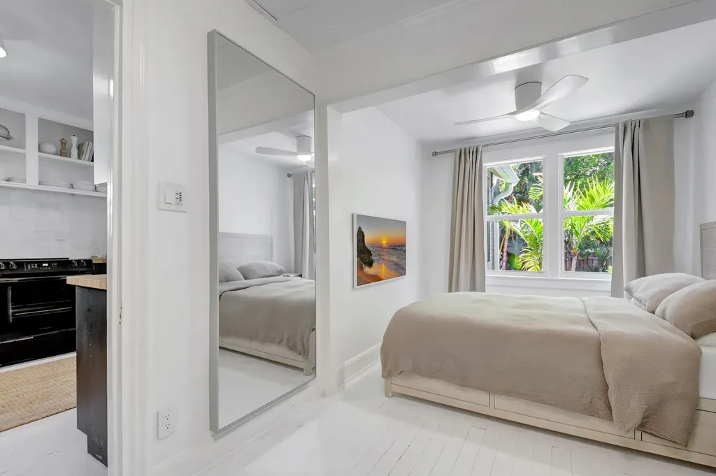 220 S L Street Lake Worth Beach FL 33460