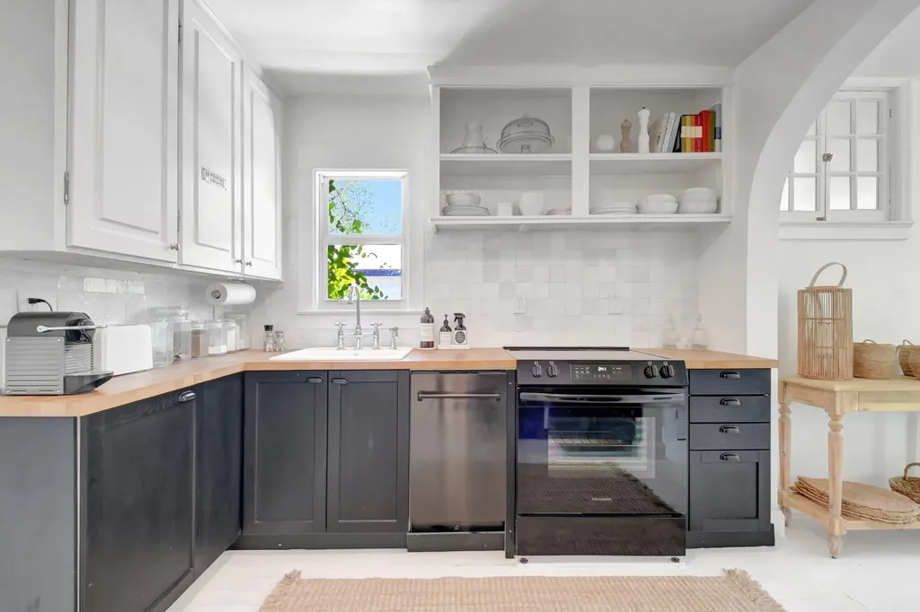 220 S L Street Lake Worth Beach FL 33460