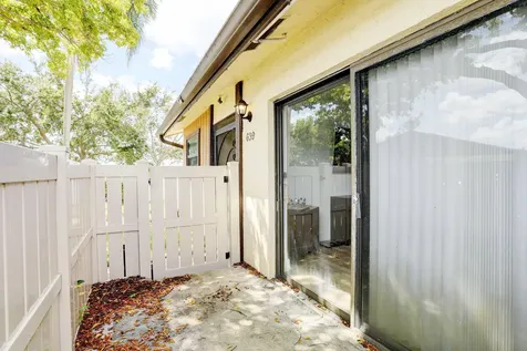 639 Banks Road Margate FL 33063