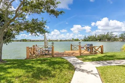 639 Banks Road Margate FL 33063
