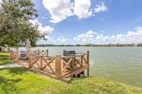 639 Banks Road Margate FL 33063