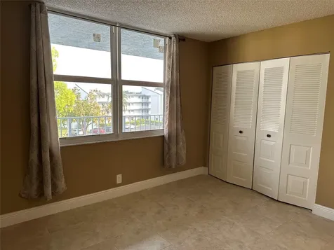 7680 NW 18th Street Margate FL 33063