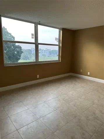 7680 NW 18th Street Margate FL 33063
