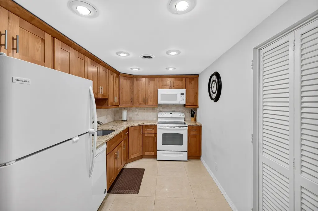 4250 Galt Ocean Drive Fort Lauderdale FL 33308