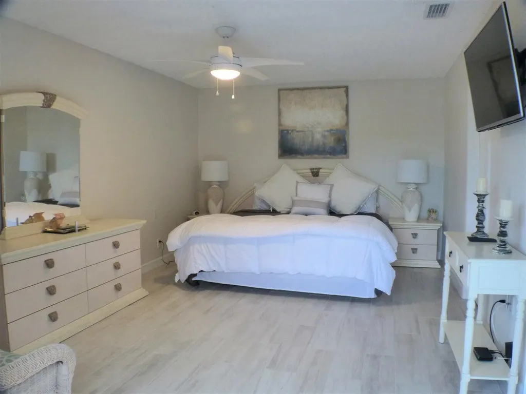 2665 NW 7th Court Delray Beach FL 33445